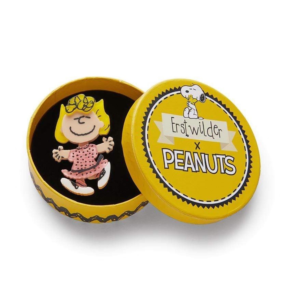 Erstwilder sally brown brooch